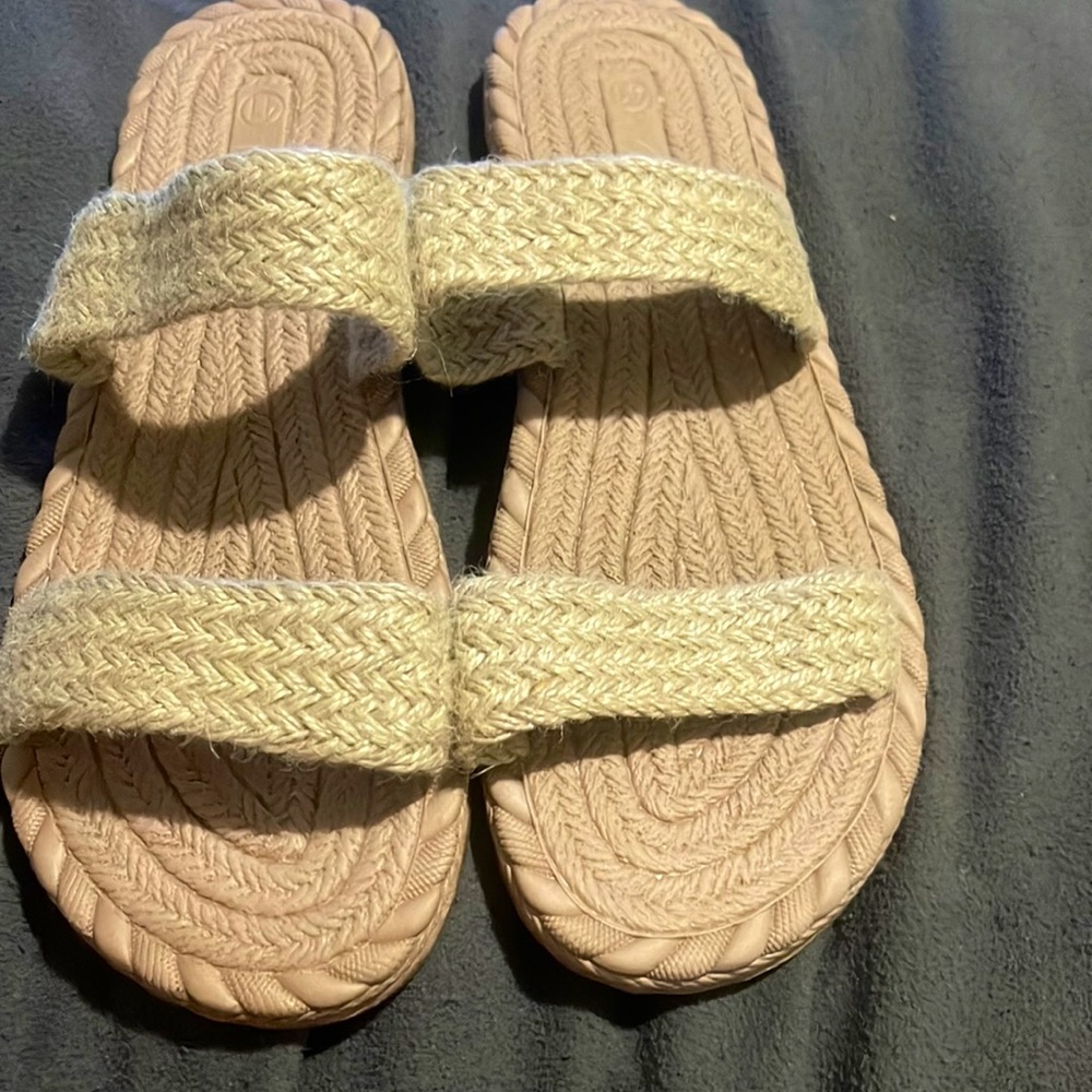 Womens sandals.